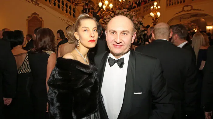 Ali Rahimi Moghaddam, Teppich-Unternehmer, mit Gattin Carina Pirngruber (Gründerin der Superfood-Marke Nussyy)