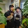 Manuel Rogaschewski und Mariana Knapitsch in ihrem Tattoo-Studio „Black Veins“