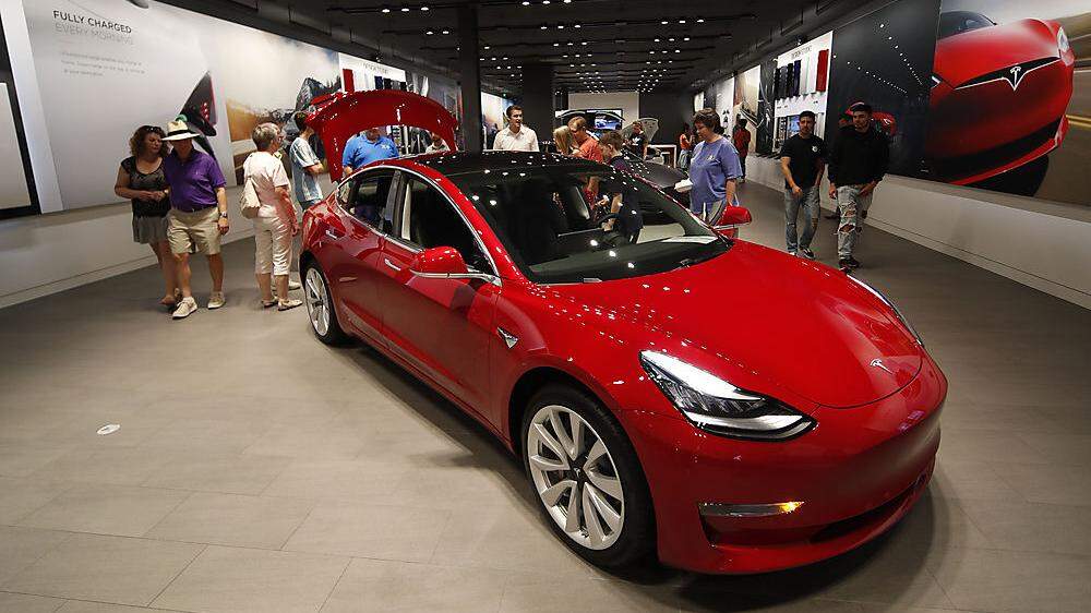 2018 Tesla Model 3, 