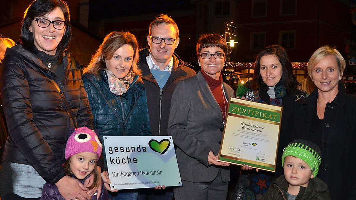 Hernler, Pucher, Bürgermeister Michael Maier, Prettner, Wallner und TVB-Obfrau Melanie Golob