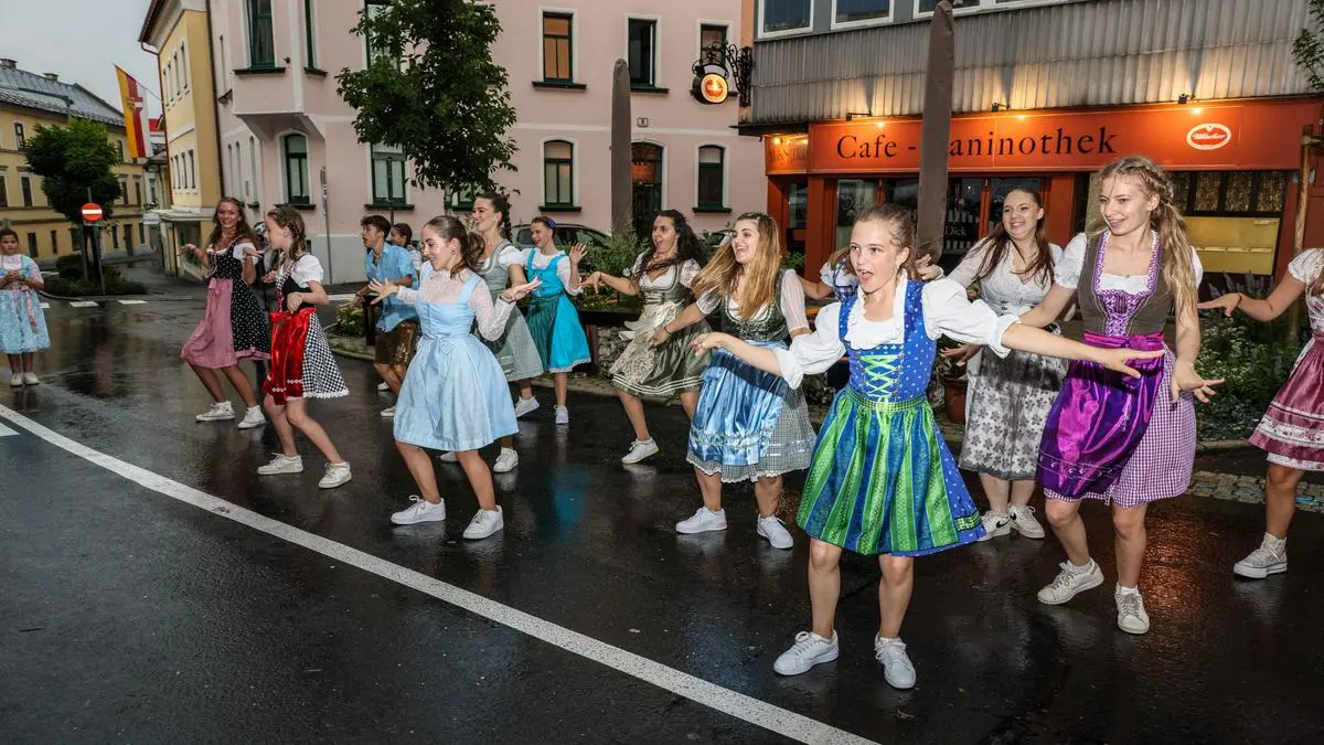 Die Dance Industry überraschte mit einem Flashmob