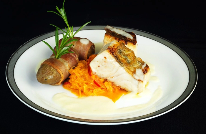 Gebratener Zander auf Sauerkraut