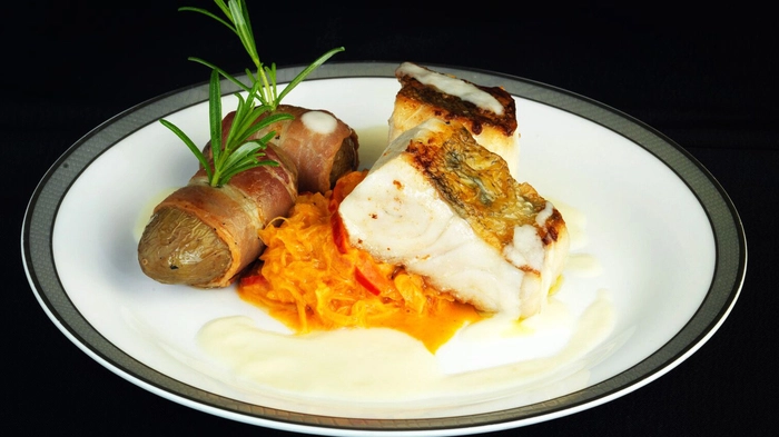 Gebratener Zander auf Sauerkraut