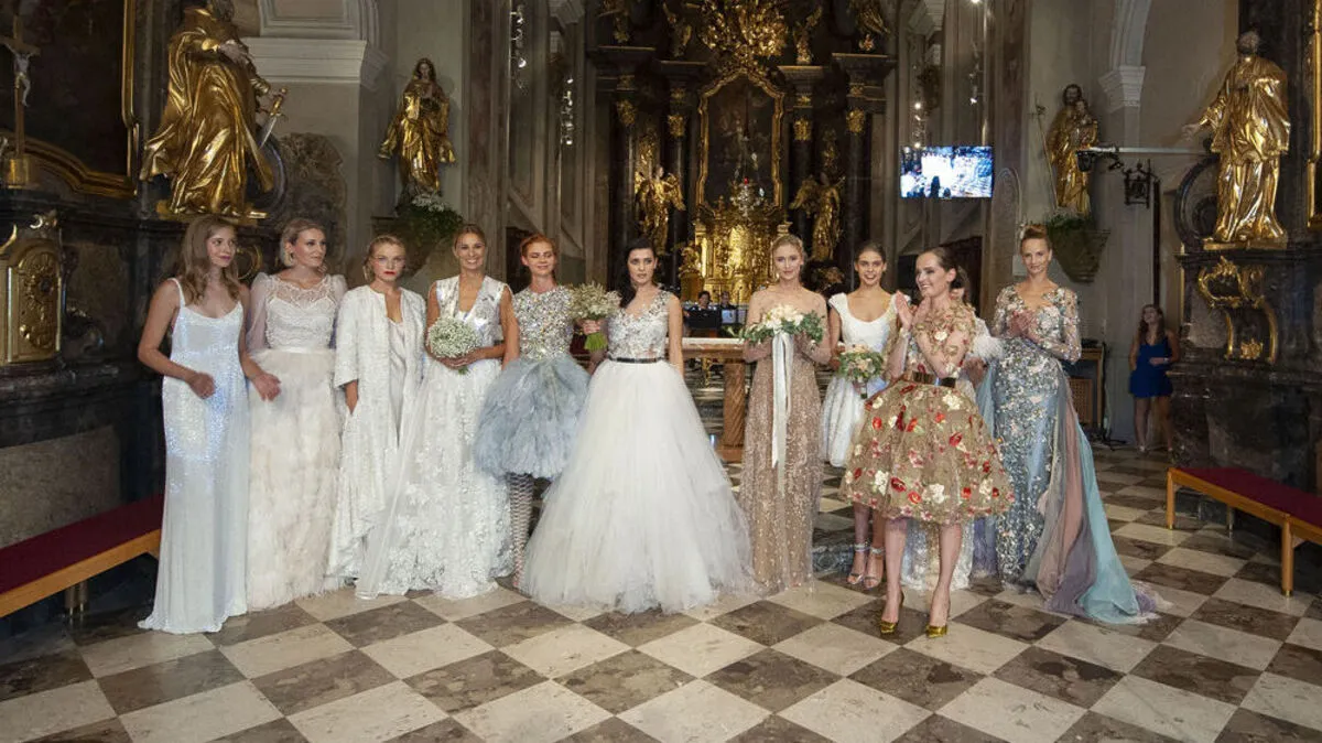 Eva Poleschinski mit ihren Models