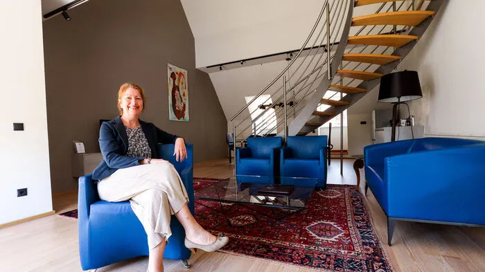 Charlotte Estberger leitet das Boutiquehotel Dom in der Bürgergasse seit 15 Jahren. Sie zeigt uns das Penthouse Apartment.