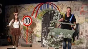 Anja Pacher und David Kohlmaier in der Polizeinummer