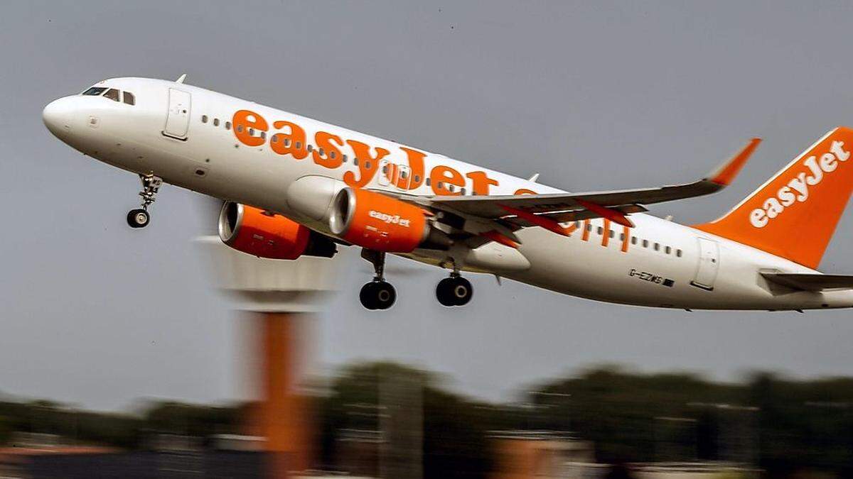 Easyjet baut für den Fall eines ungeregelten Brexits vor