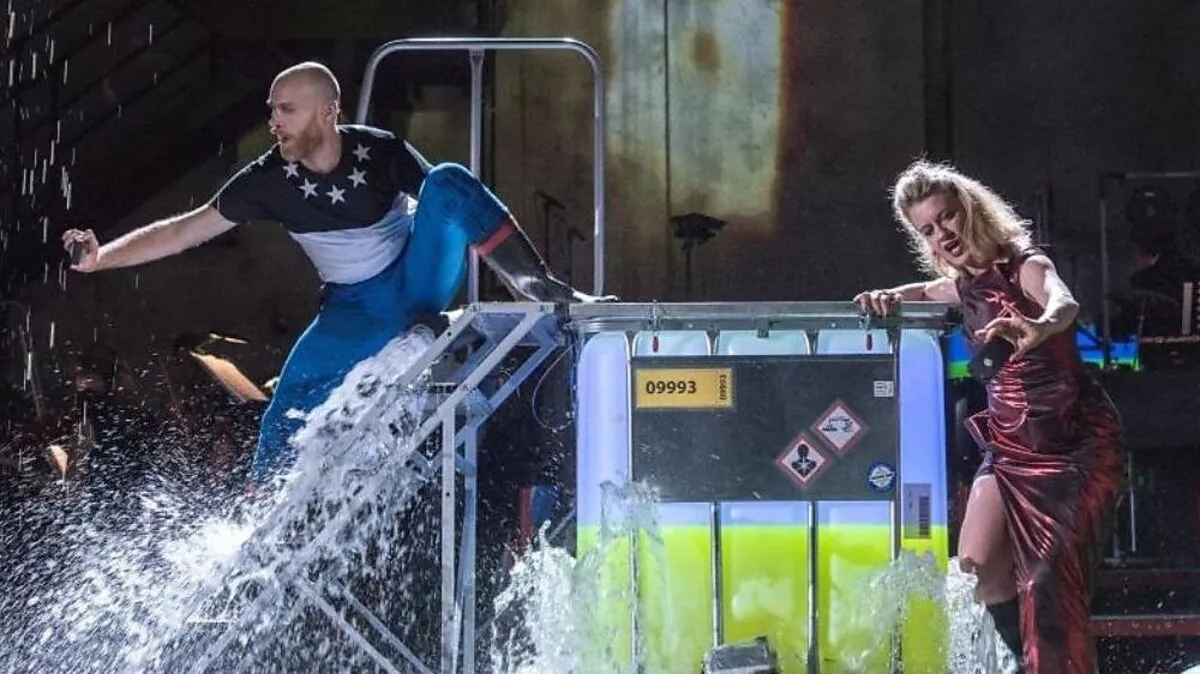 Apokalypse Ahoi: Szene aus "Kein Licht" 