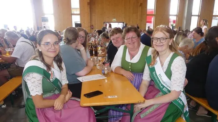 Das Ägydiwochenende stand im Höhenluftkurort Fischbach wieder im Zeichen vieler Festlichkeiten sowie eines umfangreichen Programmes. Tausende Besucherinnen und Besucher waren es heuer wieder bei strahlendem Spätsommerwetter in das Bergbauerndorf gekommen. 