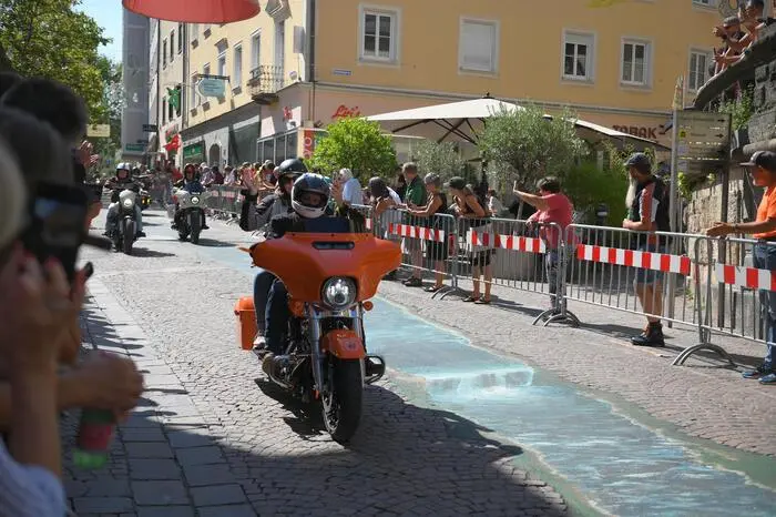 Klicken Sie sich durch die weiteren Bilder.