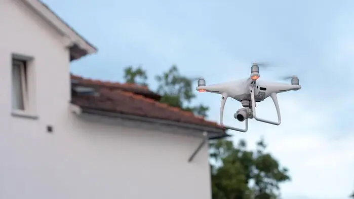 An zwei Tagen fliegt eine Drohne über das Voitsberger Stadtzentrum (Symbolfoto)