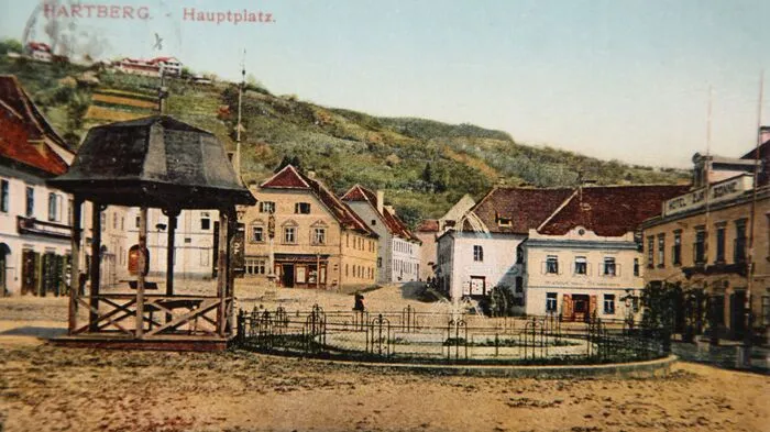 Den Hartberger Hauptplatz zierte einst ein Salettl.