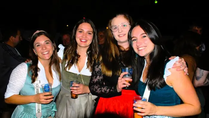 Es muss nicht immer die Münchner Wiesn sein. Auch in der Steiermark kann man urige Oktoberfeste feiern – etwa in der Festhalle in Markt Hartmannsdorf.