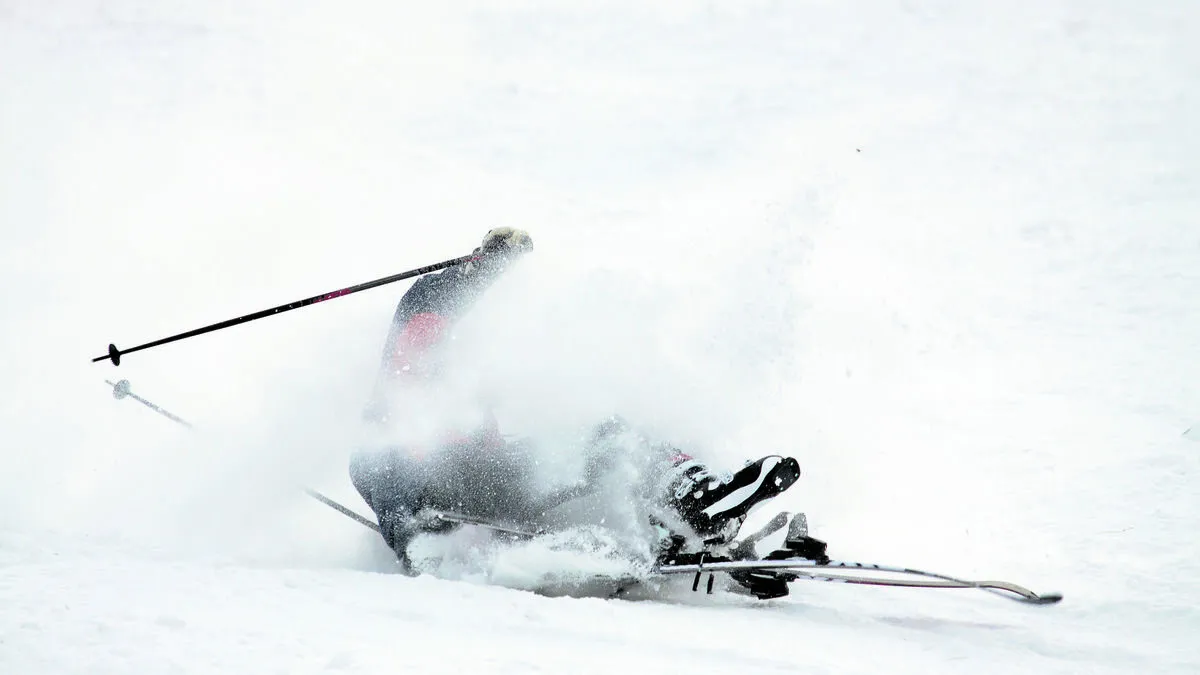 Jährlich verunglücken rund 100.000 Personen auf heimischen Pisten