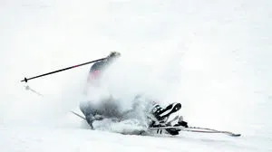 Jährlich verunglücken rund 100.000 Personen auf heimischen Pisten