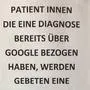 Mit diesem Hinweis sorgt der Arzt für Lacher
