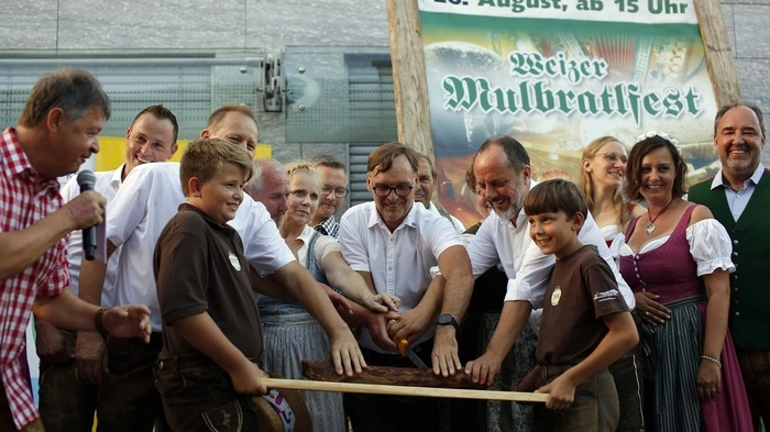 Moderator Johannes Steinwender: Unser Bürgermeister ist ein "Aufschneider."