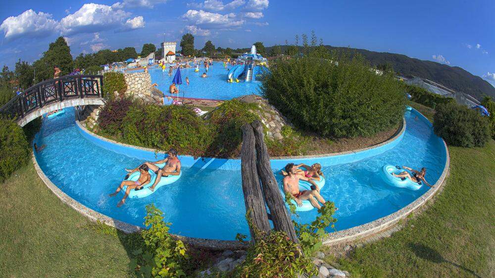 Stürzen Sie sich rein ins Badevergnügen in der Terme Čatež
