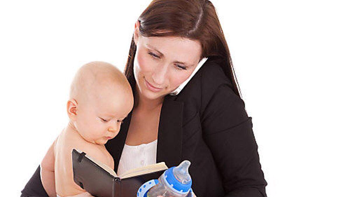 Das Arbeitsrecht gesteht berufstätigen, stillenden Müttern übrigens auch Stillpausen zu 