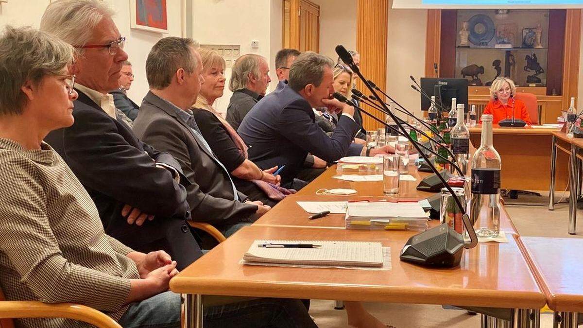 Die jüngste Gemeinderatssitzung in Lienz sorgte für hitzige Diskussionen