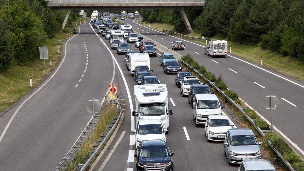 Kilometerlange Staus am Samstag Richtung Süden