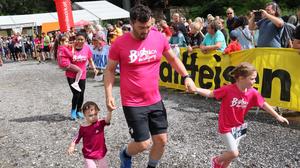 Kleine und große Läufer sind bei „Bärnbach in Bewegung“ sportlich unterwegs