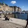 Die Schweden und ihr Sonderweg.: Frühlingsszene in Stockholm