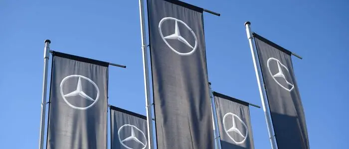 Mercedes-Flaggen