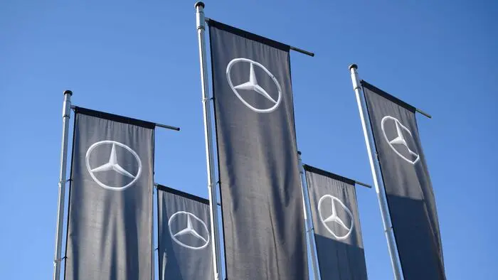 Mercedes-Flaggen
