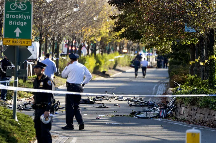 Der festgenommene Mann sei ein 29-Jähriger, berichtete der New Yorker Polizeichef James P. O'Neill.