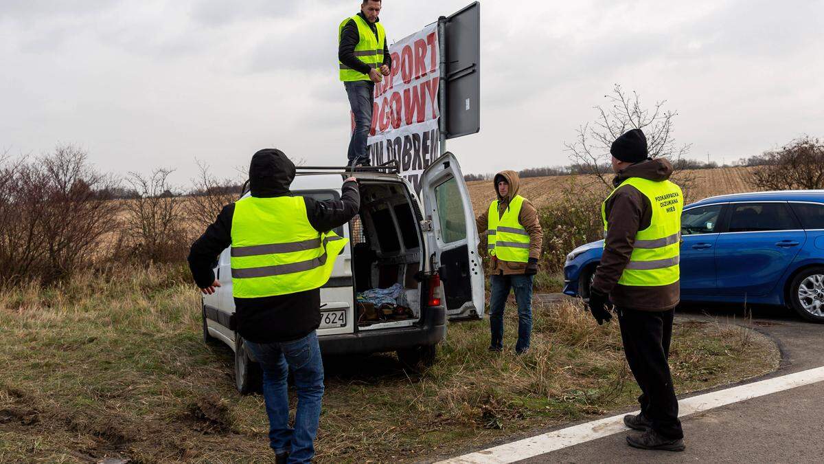 Polnische Bauern an der Grenze zur Ukraine 