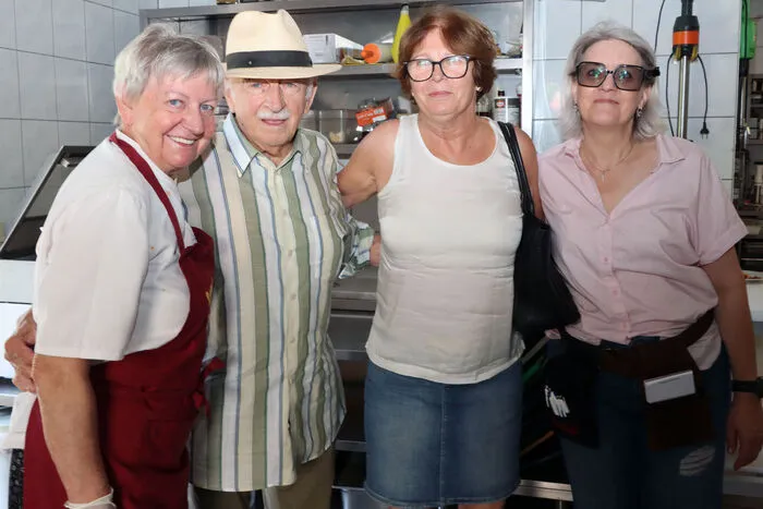Gesehen wurden: die ehemaligen praktischen Ärzte Horst Berger und Barbara Prochaska.