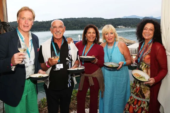 Albert Fortell, Otto und Shirley Retzer, Ingrid Bein, Barbara Wussow (von links)