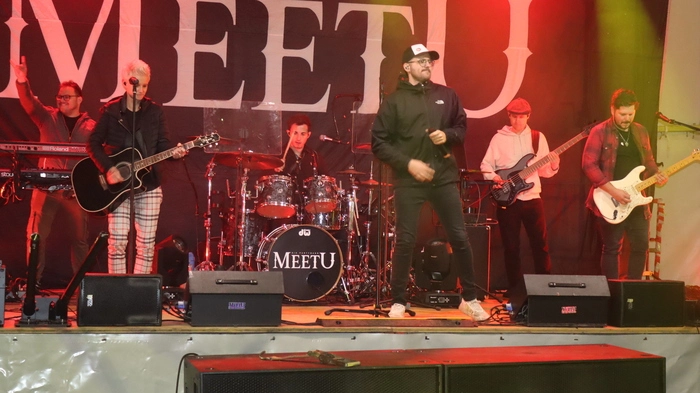Die Partyband MeetU sorgte an diesem Freitagabend wieder für ein gelungenes Unterhaltungsprogramm.