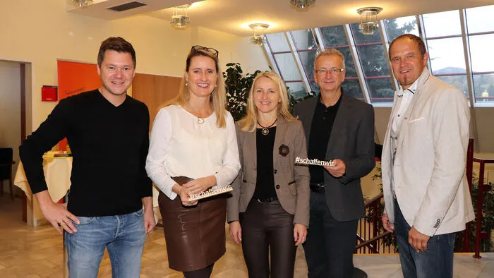 Das Bezirksstellen Ausschußteam WKO-Feldkirchen von Links: Walter Spitzer, Eva Hoffmann (Bezirkstellenobfaru), Ulrike Schwarzfurtner, Norbert Thalhammer und Nikolaus "Niki" Huber.