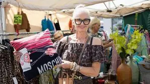 Seit 25 Jahren steht Legat am Flohmarkt