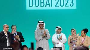 Die emiratische COP-Präsidentschaft rund um Sultan Ahmed Al-Jaber nach dem finalen Beschluss