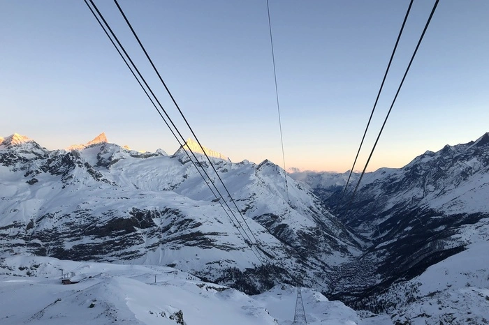 Mit 3883 Metern ist Zermatt das höchstgelegene Skigebiet der Schweiz.