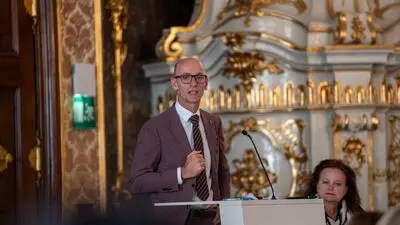 Finanzlandesrat Willibald Ehrenhöfer (ÖVP) bietet in der Debatte über seine externen Budgetberater die Stirn