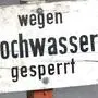 APAHPF02 - 13022005 - NIEDEROESTERREICH - OESTERREICH: ZU APA TEXT CI - Hochwasserwarnung, am Sonntag 13. Februar 2005, in Klosterneuburg.   APA-FOTO: HERBERT PFARRHOFER