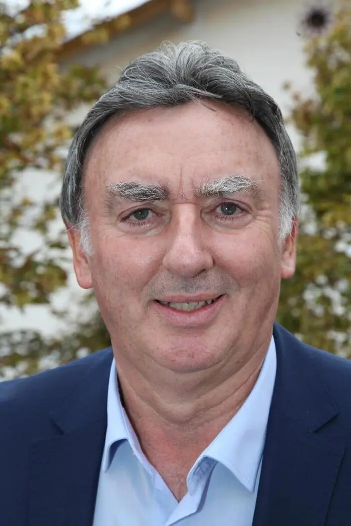 Bürgermeister Günter Müller will der Hauseigentümerin helfen und die Immobilie in Zukunft besser schützen. Was dabei helfen kann, müssen jedoch Experten entscheiden