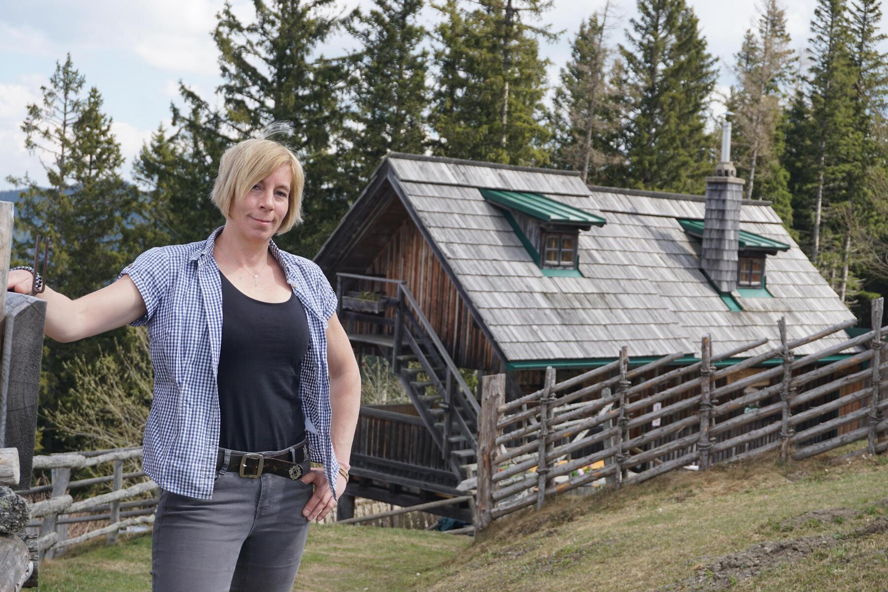 Für den Traum der eigenen Hütte zog es Tirolerin zurück zu ihren Wurzeln