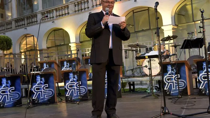 Zur Eröffnung des 10. Klarinettenfestivals konnte Intendant Heinz Steinbauer hunderte Besucher im Schlosshof Hartberg begrüßen