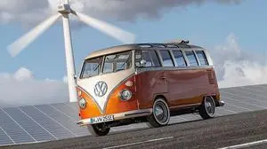 Dieser VW Bus fährt rein elektrisch