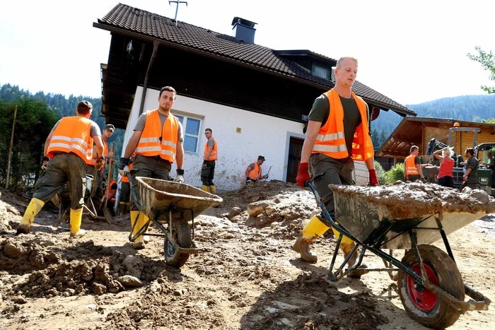 Die Villacher Pioniere helfen und packen überall mit an
