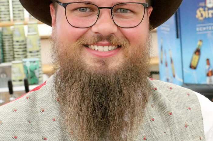 Der gelungene Auftakt erfolgte am Samstagabend bei der Jubiläumsparty, für die extra Sängerin Hannah aus Tirol „eingeflogen“ wurde. 