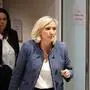Marine Le Pen and Rn Partys Trial Verdict - Paris President of the parliamentary group of the French far-right Rassemblement National RN party, Marine Le Pen and her lawyer Rodolphe Bosselut leave the Paris courthouse for her trial verdict on suspicion of embezzlement of European public funds, in Paris, France on March 31, 2025. A French court on March 31 will rule in the trial of far-right leader Marine Le Pen over an alleged fake jobs scam at the EU parliament, a verdict which could ruin her chances of standing in the next presidential elections in two years. Photo by Raphael Lafargue/ABACAPRESS.COM Paris Ile-de-France France PUBLICATIONxNOTxINxFRAxUK Copyright: xLafarguexRaphael/ABACAx
