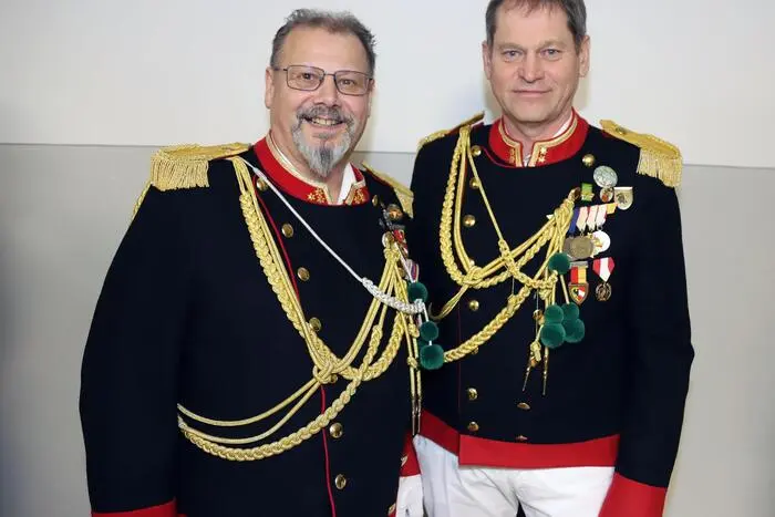 Hauptmann Friedrich Flath und Obmann-Stvr. und Oberleutnant Martin Walder.