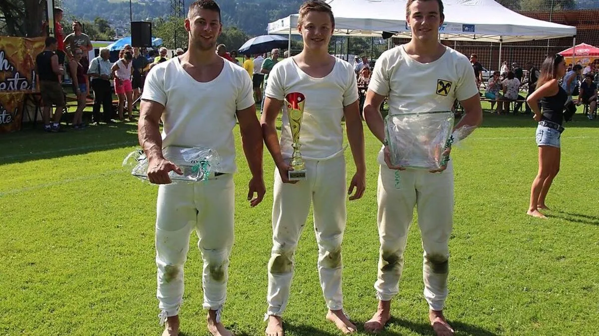 Drei erfolgreiche „Ranggl-Holzer": Michael, Kevin und Philip Holzer