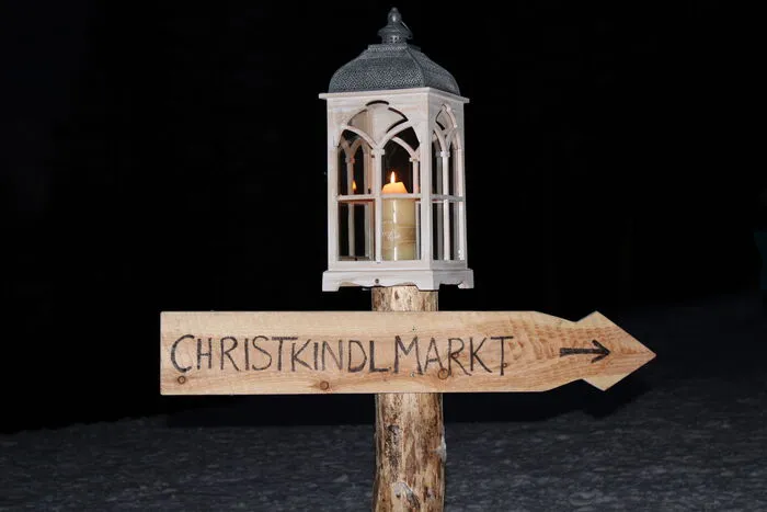 Hier geht's zum Christkindlmarkt ...